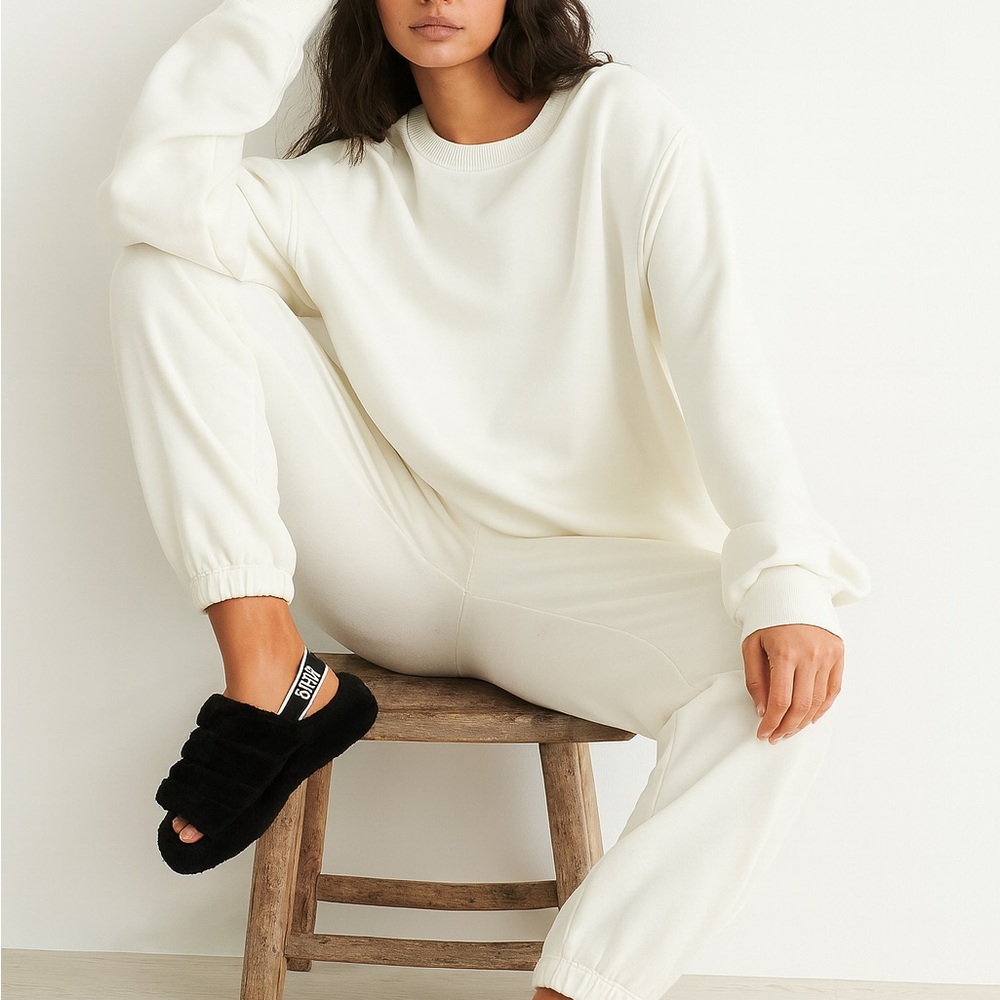 UGG Black‎ Fluffy Slippers